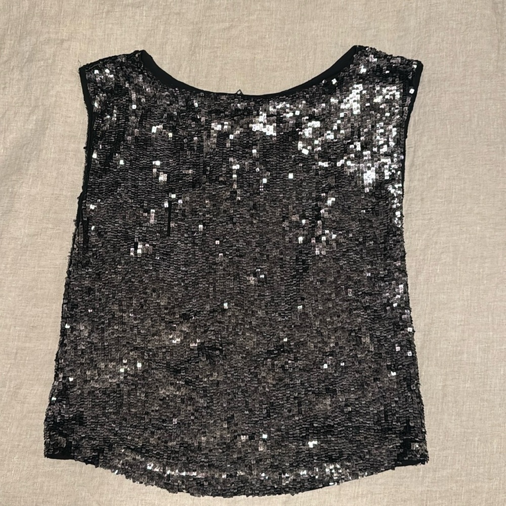 Alice + Olivia beautiful sequins top